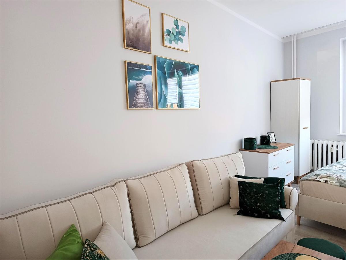 Szmaragdowy Apartament Przy Ulicy Opolskiej Tarnowskie Gory Exterior photo